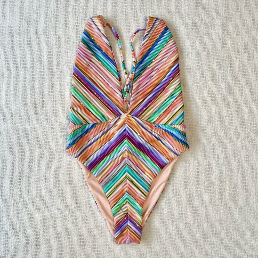 Luli Fama Deep-V Cross Back One Piece, Medium